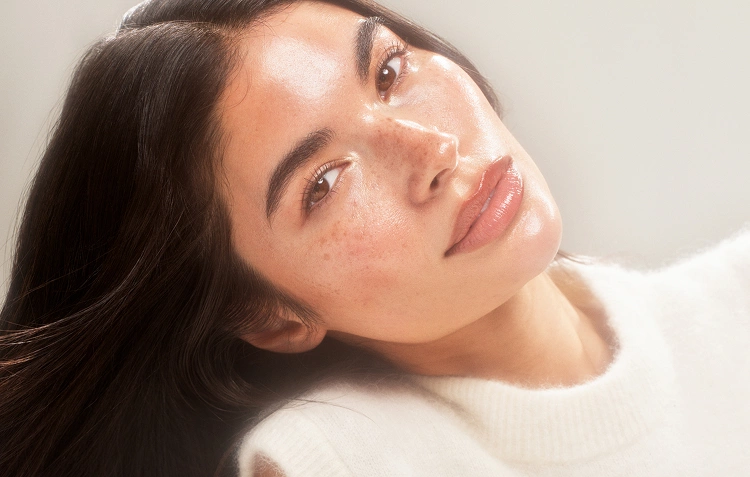 Woman wearing Wake me up complexion enhancer