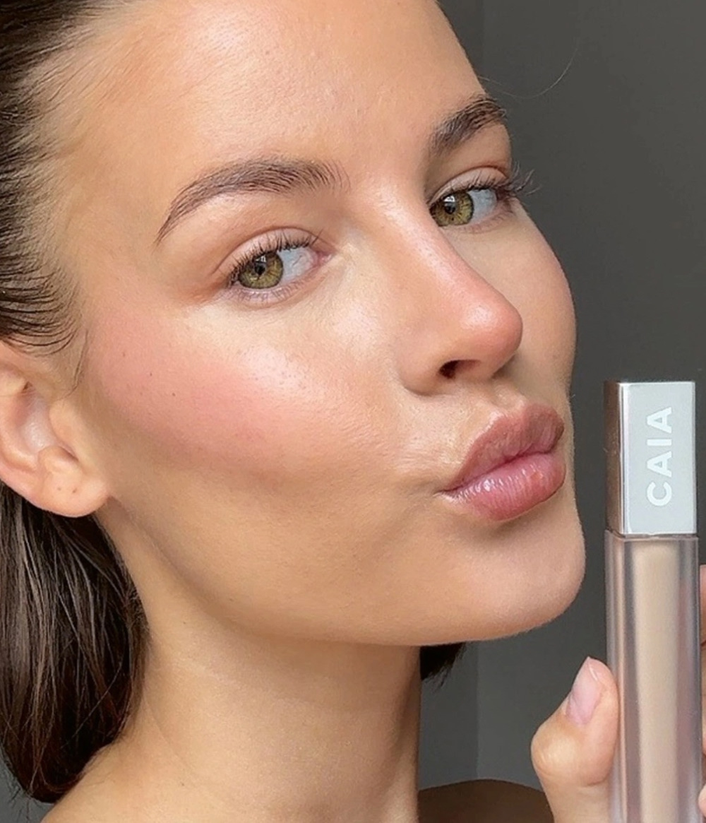 DEW IT ICONIC DEW IT ICONIC