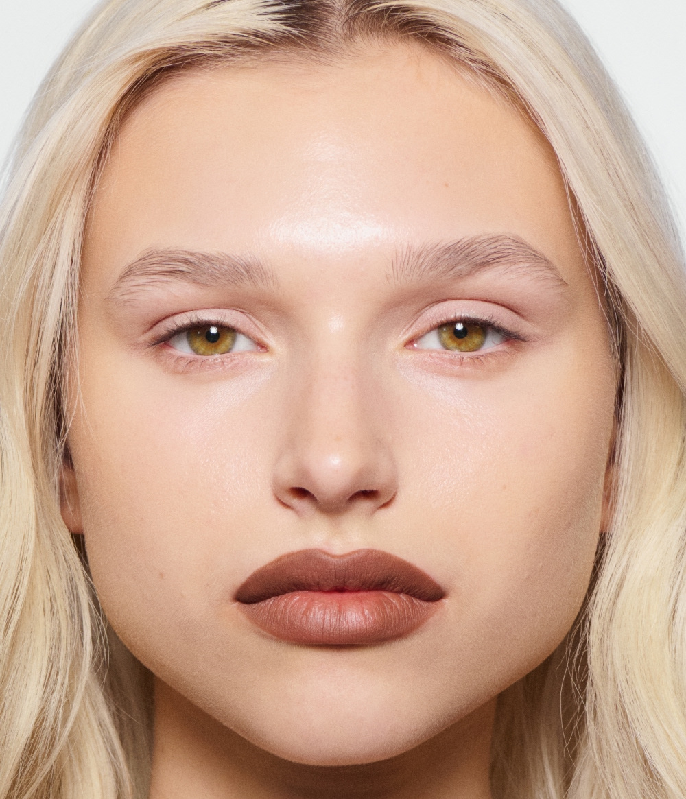 VELVET BROWN VELVET BROWN