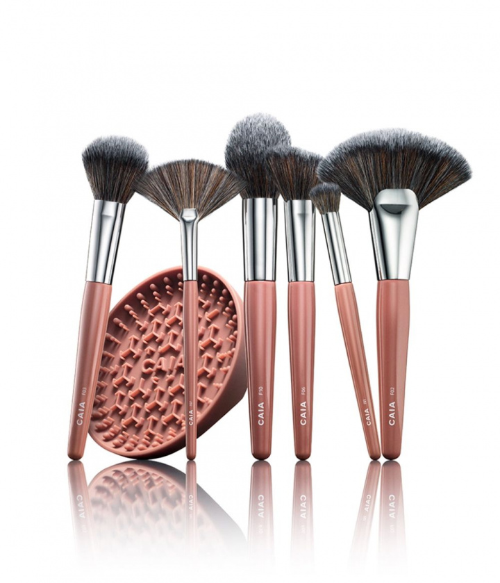 BRUSH KIT - MEDIUM in the group BRUSHES & TOOLS / BRUSHES / Makeup Brushes at CAIA Cosmetics (CAI628)